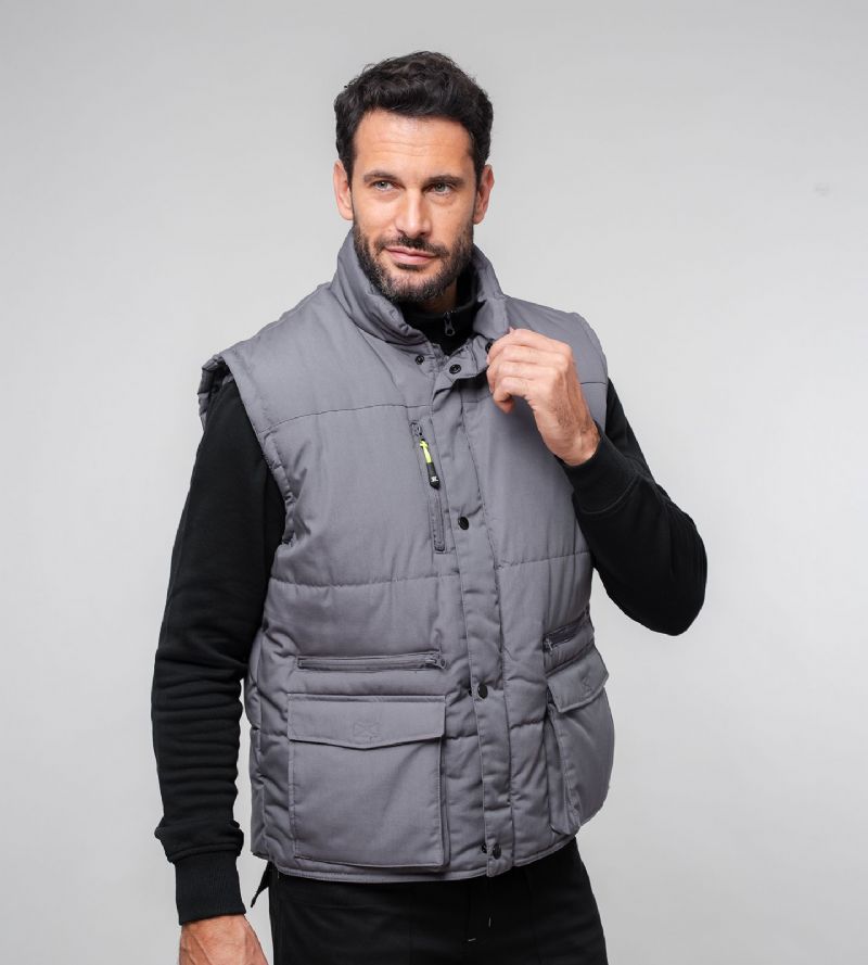 Gilet-Spain-106-20022025122237.jpg